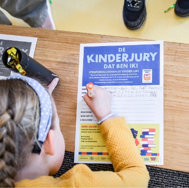 Kinderjury Stemdag op bassischool de Fontein - Fotograaf: Rogier Reker 